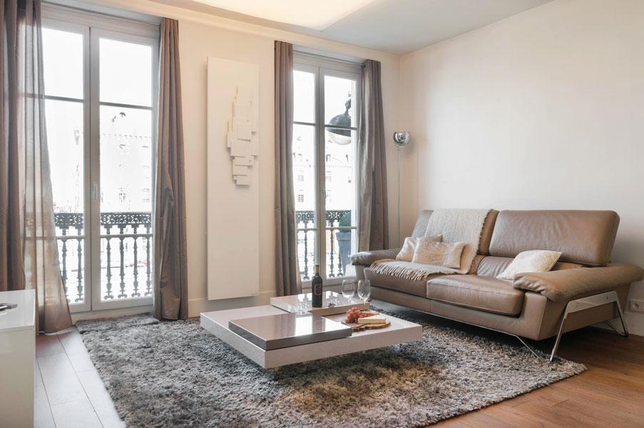 Two Bedroom Luxury Apartment - Balcony With View Of Notre Dame 파리 외부 사진